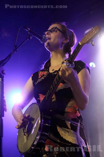 LAURA VEIRS AND THE HALL OF FLAMES - 2011-02-20 - PARIS - La Maroquinerie - 